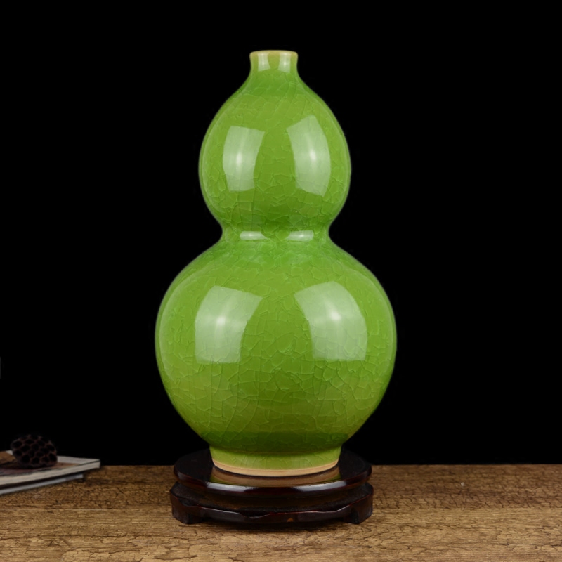 Jingdezhen ceramics, antique green crystal vase Chinese style living room TV cabinet rich ancient frame porch place