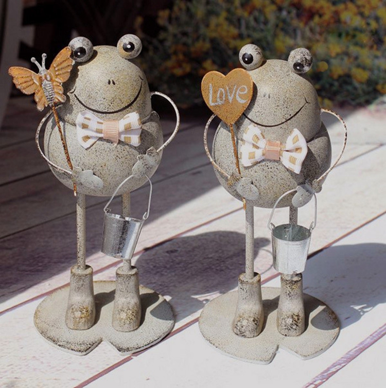 Full arrival European ornament Frog Wrought iron wood craft gift decoration Outdoor garden American Country home decoration