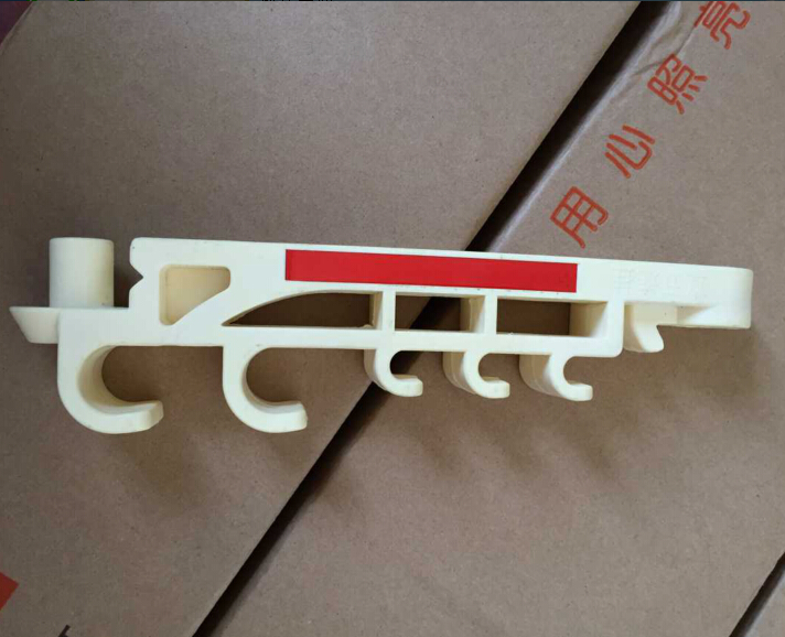 Explosion five - linked plastic peg coal mine five - connected cable hook straight five - connected link