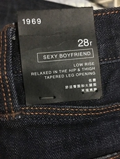 Джинсы женские 专柜正品 gap水洗猫须做旧性感男友牛仔裤 女装600623吊牌价499