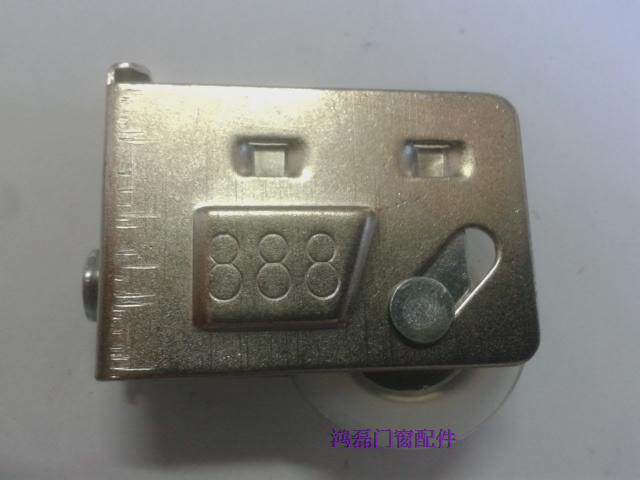 An Fengaluminum 888 single wheel with a single wheel