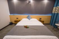 Changsha Ji Tour Chain Hotel (Red Star International Exhibition Center Store) Luxury Giant Curtain Video Great Bed Room