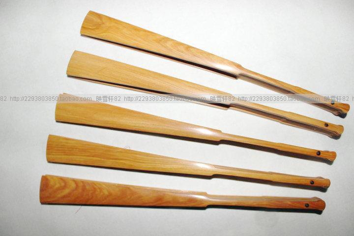 New product 10 inch yellow sandalwood wood bamboo core Xuan paper folding fan blank Su working fan face red wood red and sour branches to play male fan