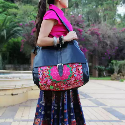 Cloud decoration totem original design women's bag ethnic style hand embroidery seed embroidery leather women's satchel wild large bag shoulder bag