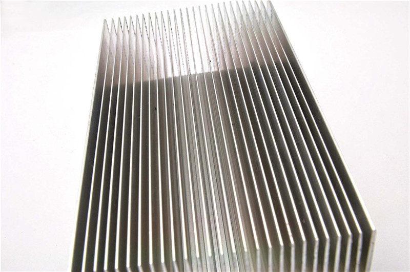 ��������ɢ��Ƭ����ɢ�����ܳ�ɢ����130*69*36mm