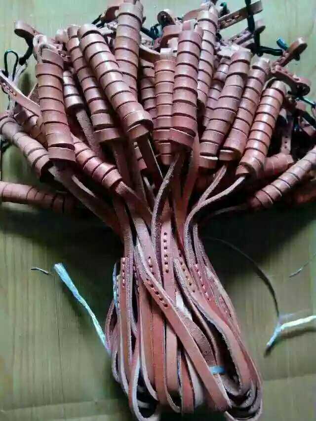 Military fans retired 54 - type bullfight - coated new wooden barrel collection multi - functional key chain DIY supplies