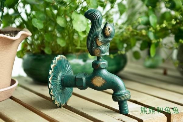 European Eurostyle Fields Garden Garden Animals Imitation Antique Cute Washing Machine Taps Green Squirrels