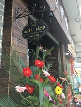 Iron Art House Special Price Indicator Decorative Street Sign Hanging Sign Advertisement Listed Shop Signature School