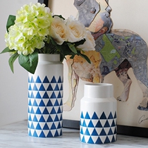 Nordic modern minimalist light and luxurious blue gold ceramic vase swinging pieces creative shop window bookcase-like room decorations