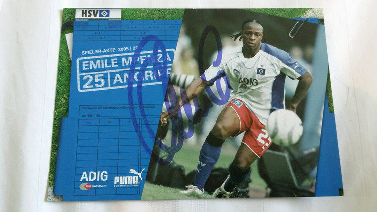 Mpensa Belgium's official pro-pen signing card in Hamburg