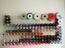 Solid wood pagoda thread home coil rack can be put 96-axis sewing storage frame wall-mounted sewing thread frame