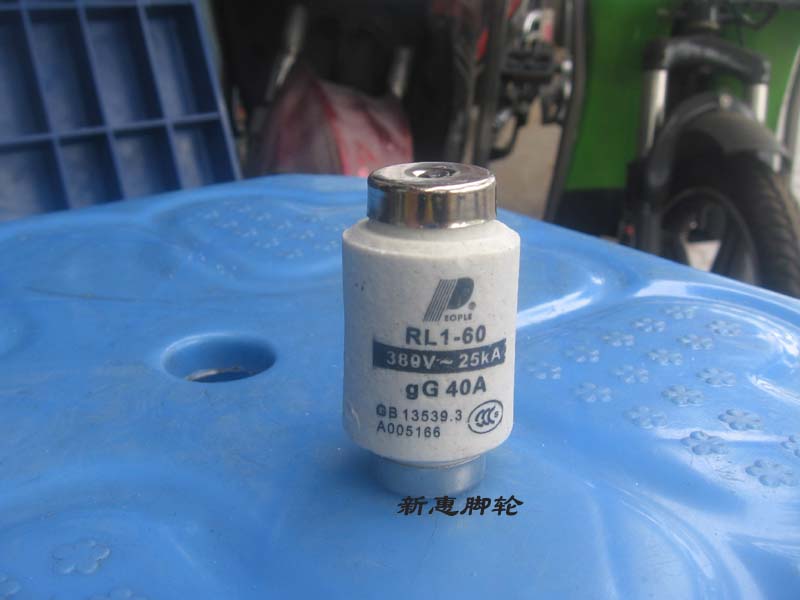 RL1-60 SCREW FUSE FUSE 380V60A CERAMIC FUSE