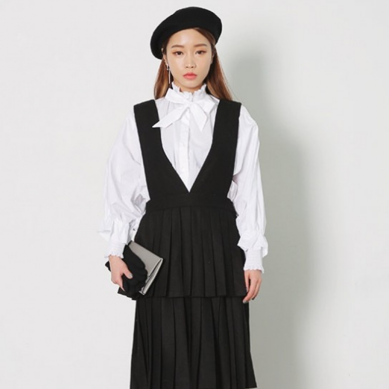 韩国stylenanda官方正品 甜美蝴蝶花边立领不规则纯色衬衣-象牙色