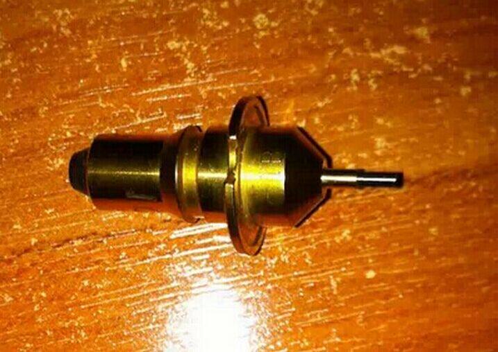 JUKI ceramic nozzle core suction nozzle effectively prevents magnetization from sticking to the material and improves SMT placement quality