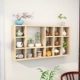 Tùy chỉnh lưới gỗ rắn treo tường tủ lưu trữ ấm trà trang trí nhỏ đồ trang sức sách trưng bày giá sáng tạo cửa hàng đề nghị - Kệ kệ đựng túi xách Kệ