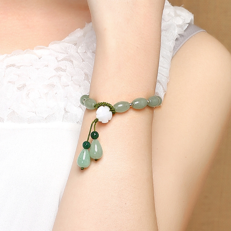 Pure jewelry Tangling jade bracelet wrist chain Forest women's small fresh accessories Sweet ancient style hand string simple atmosphere