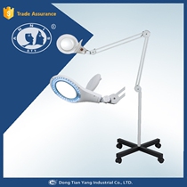 dong tian yang LED vertical cold magnifying glass 8 times magnifying glass Clear Acne blackhead acne D-205L