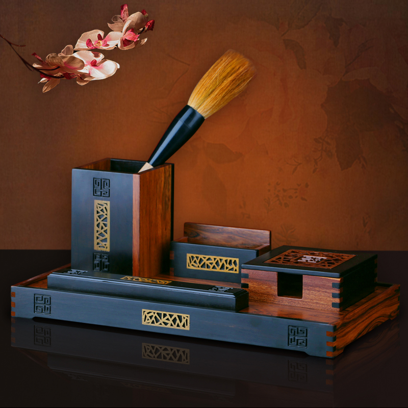 ľʯ��Լ��ľ�Ϲ�̴ľ��Ͳ2014111701