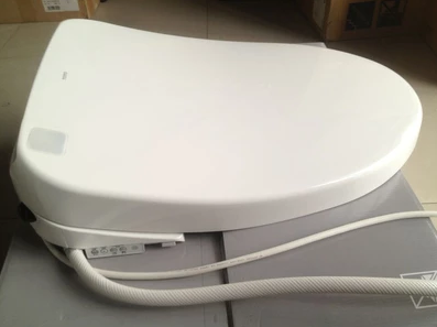 TOTO is a warm-up washing smart toilet heated seat cover plate TCF4731 4732 4721 4722CS