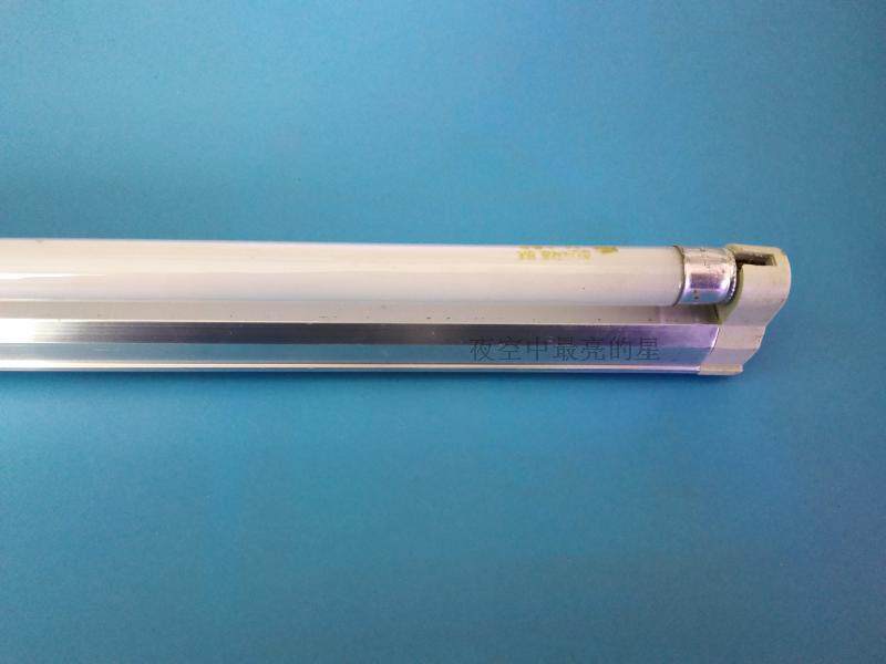Fluorescent light bracket T4 lamp T4 T4 bracket 8W12W16W20W24W26W28W energy saving lighting source