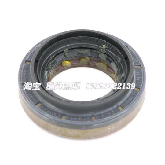 Mercedes w463 G500 G55 G63 G65 differential oil seal front and rear axle original brand new