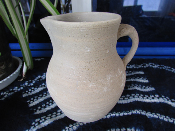 Yunnan Dali Bai ethnic handmade Tula embryo pottery pot Open fire earth pottery vase original ecological unglazed teapot jewelry