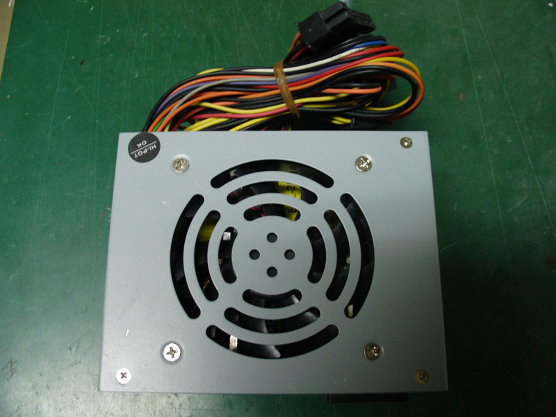 TECHNO brand SFX power supply microATX small power supply rated power is about 200W without graphics card plug