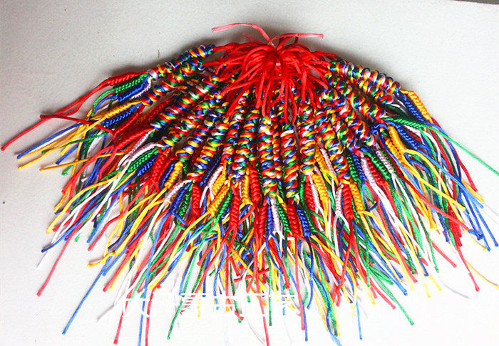 Multicolored diamond knot car pendant Mongolian Tibetan blessing car jewelry Hand-woven peace knot Chinese knot