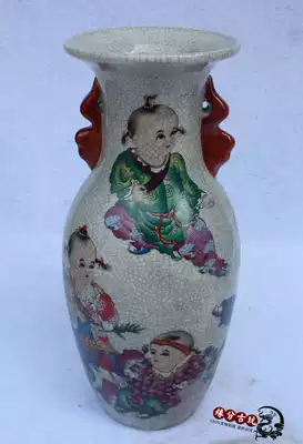 Antique collection Antique old Jingdezhen blue and white porcelain porcelain Bogu rack ornaments Pastel baby play vase flower arrangement