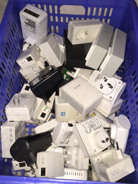 Bag good clearance price different brands Universal 200M routers tested over very stable