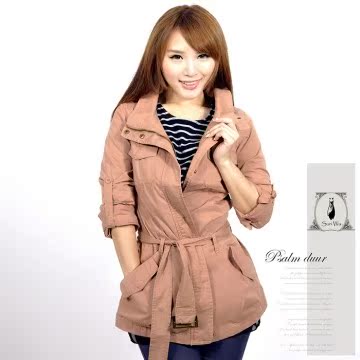 台湾官网直邮进口Suri Wu 修身款军装外套风衣 豆沙粉色