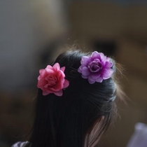 Simulated flowers hair jackets full layers rich floral hair ornaments photography and fresh