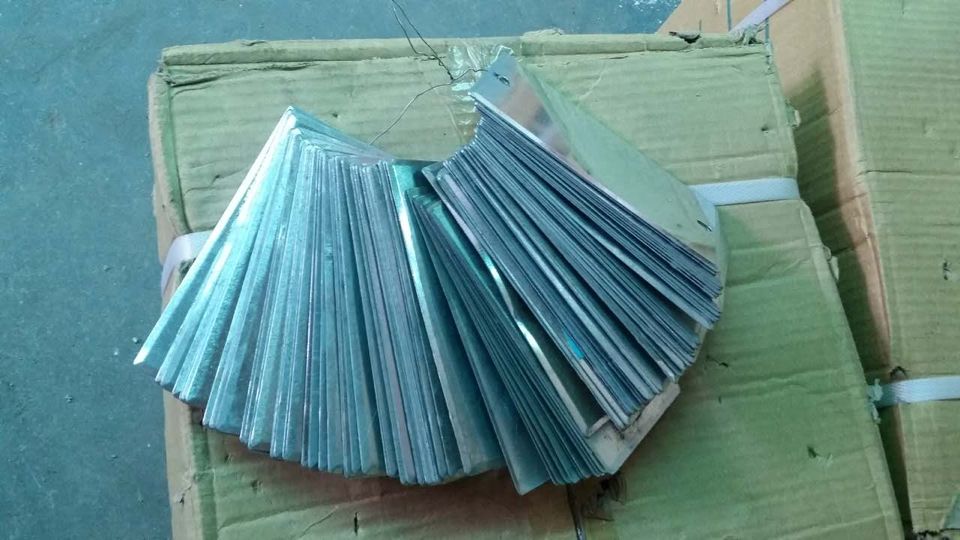 Four-way lamp holder box junction box iron box 86 type bottom case dark case cover plate 8 corner cover plate 146 cover plate