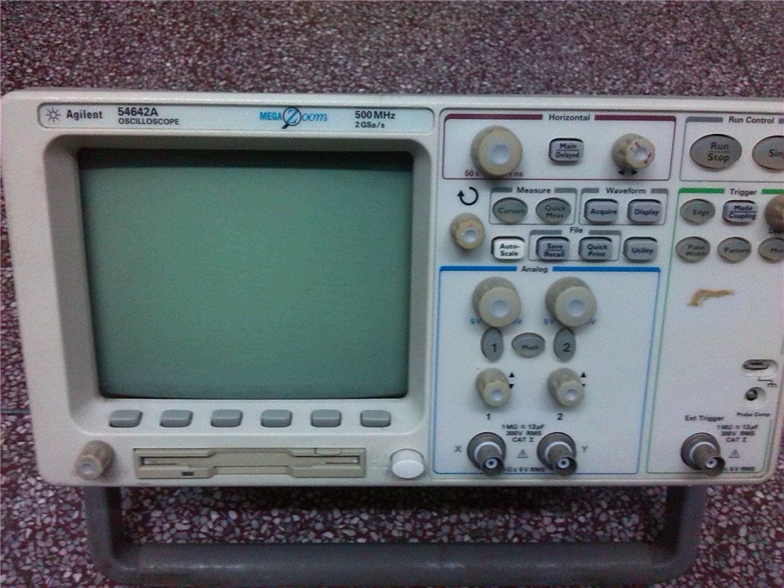 American Anteren 54642A digital storage oscilloscope 500MHz TDS3052B
