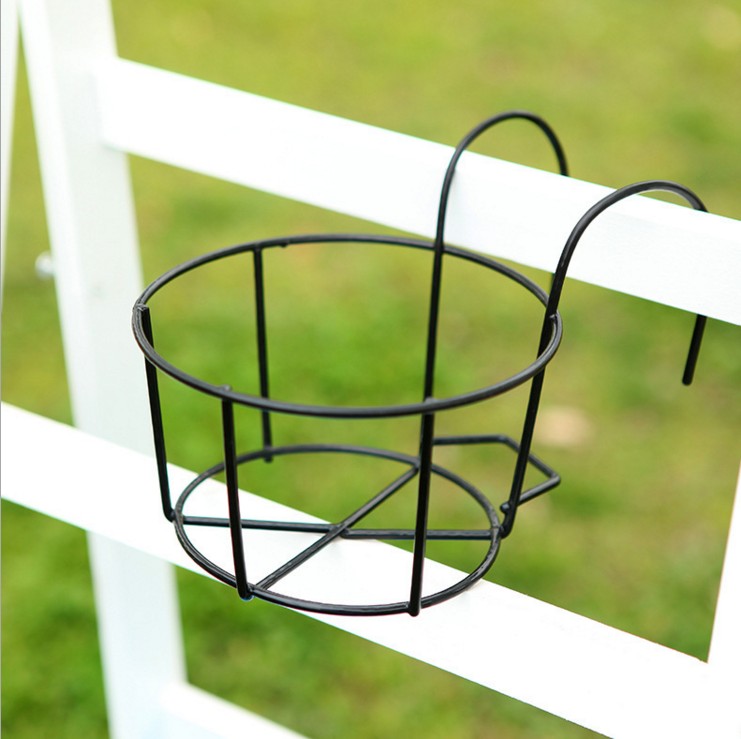 European Wrought iron flower stand Wall-mounted flower pot rack Balcony railing flower rack hanging fence flower rack