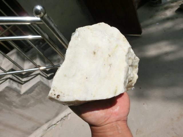 150911 jade raw material bare stone natural raw stone Qinghai Kunshan Clenny Yushan Expected To Practice Hand Stock 2 45 kg