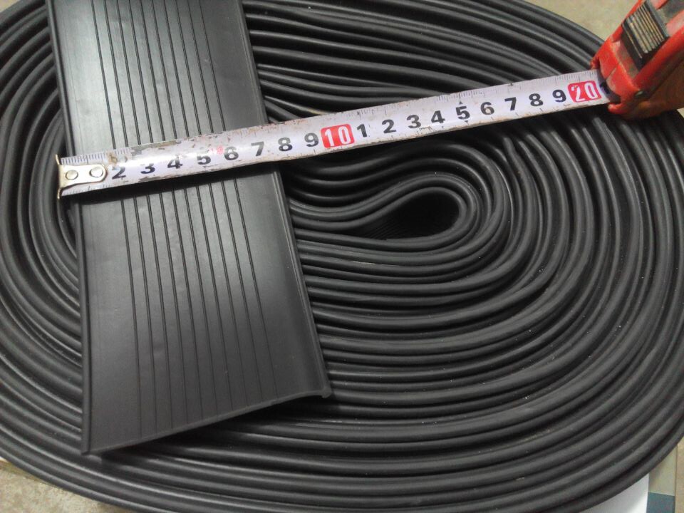 Garage door seal Bottom seal Rubber bottom cover Black rubber Garage