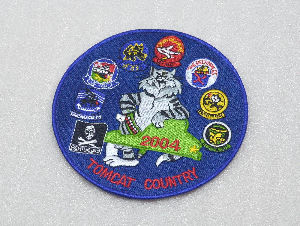 TOMCAT COUNTRY 2004 FREE MOVEMENT OF IRAQ F-14 MALE CAT FIGHTER SQUADRON OF WAR INSIGNIA 