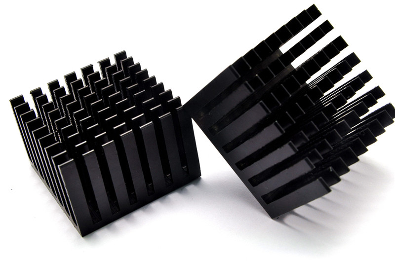 ����ɢ��Ƭ37*37*24mm