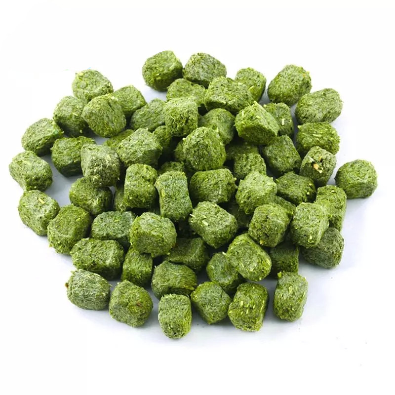 Clover Mini Grass Brick High Fiber Snack Hamster Dragon Cat Rabbit Guinea Rabbit Guinea Tooth Love 100 gr (Buy 5 send 1)