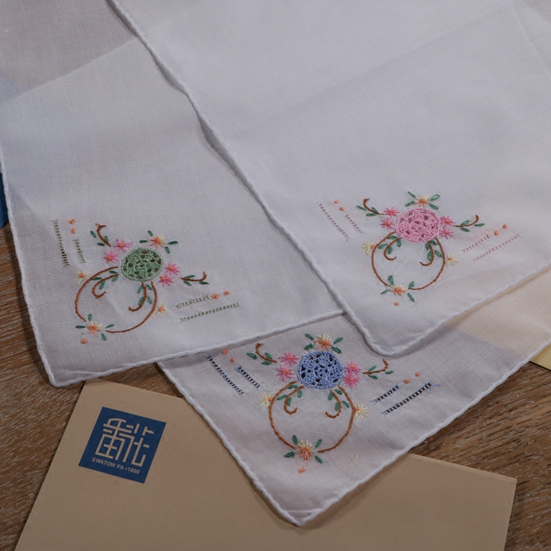 Jiangnan Embroidery Workshop Pure Handmade Crochet Embroidery Drawnwork Handkerchief Thin Cotton Embroidered Small Handkerchief Happy Flower Window - Two-Panel