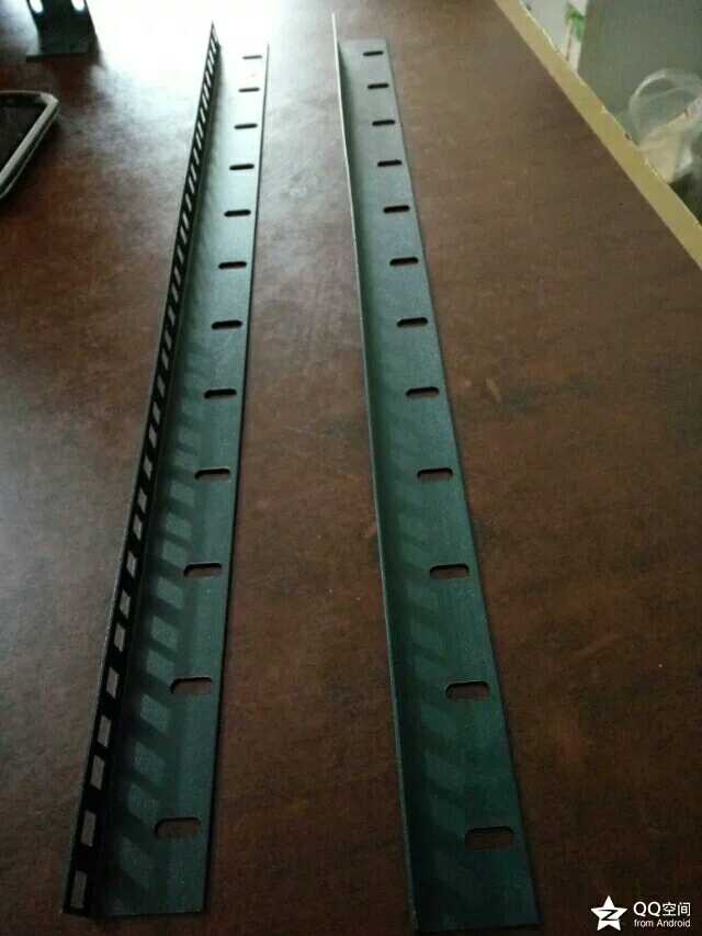 Cabinet accessories thickened single side small u plate L type upright post cabinet mounting strip square hole strip power amplifier fixing plate