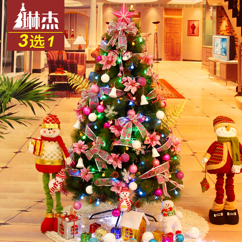 стильное украшение новогодней елки. украшаем елку. какими игрушками украшать елку в этом году. украшение елки. какими игрушками украшать елку в этом году.