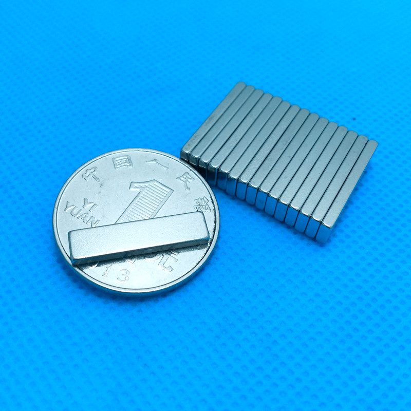 Rare earth permanent magnet king NdFeB strong magnet super strong magnet rectangular magnetic steel 20x5x3MM magnet