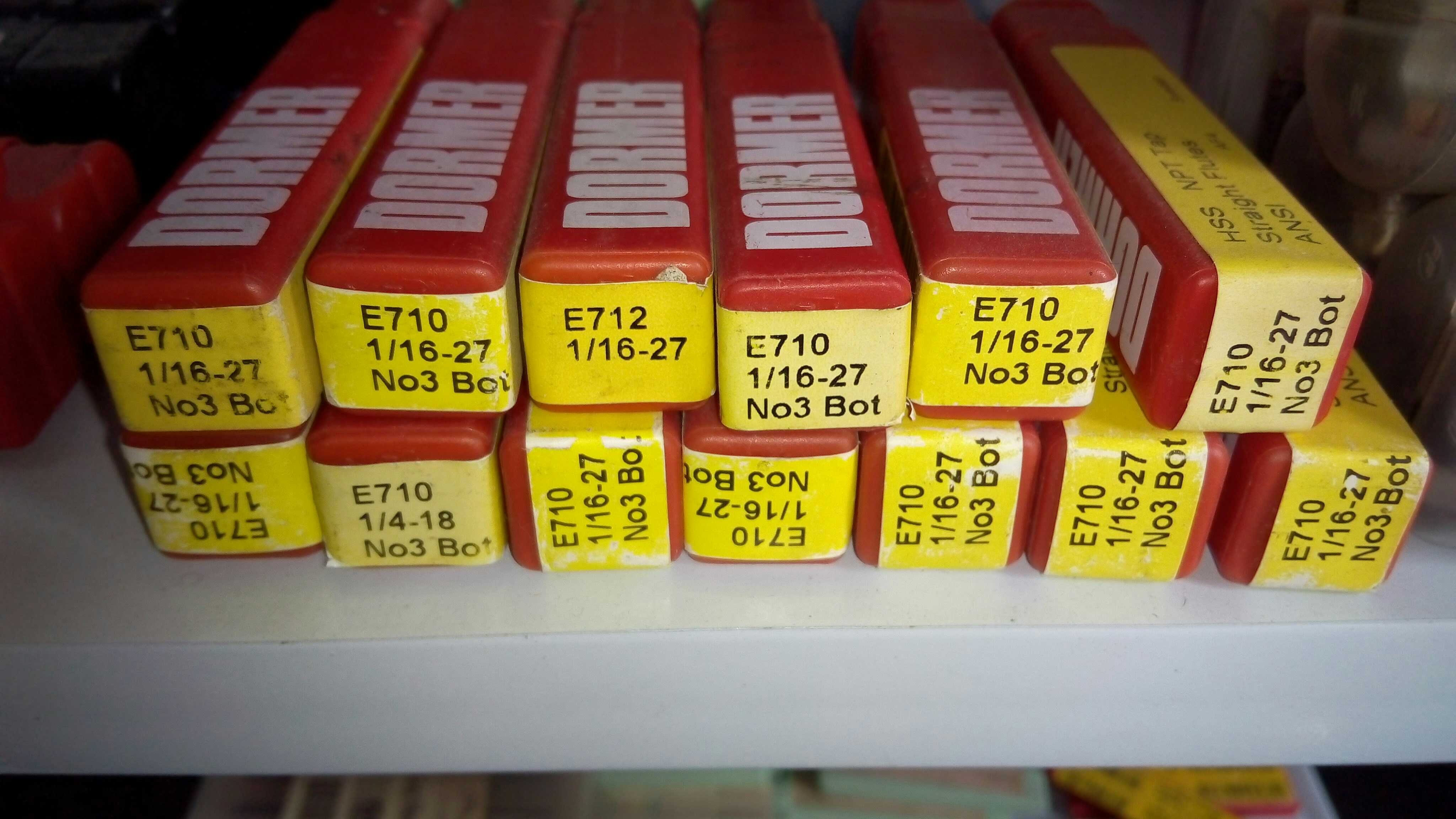 Imported DORMER Doctor threaded cone E712 NPTF1 16