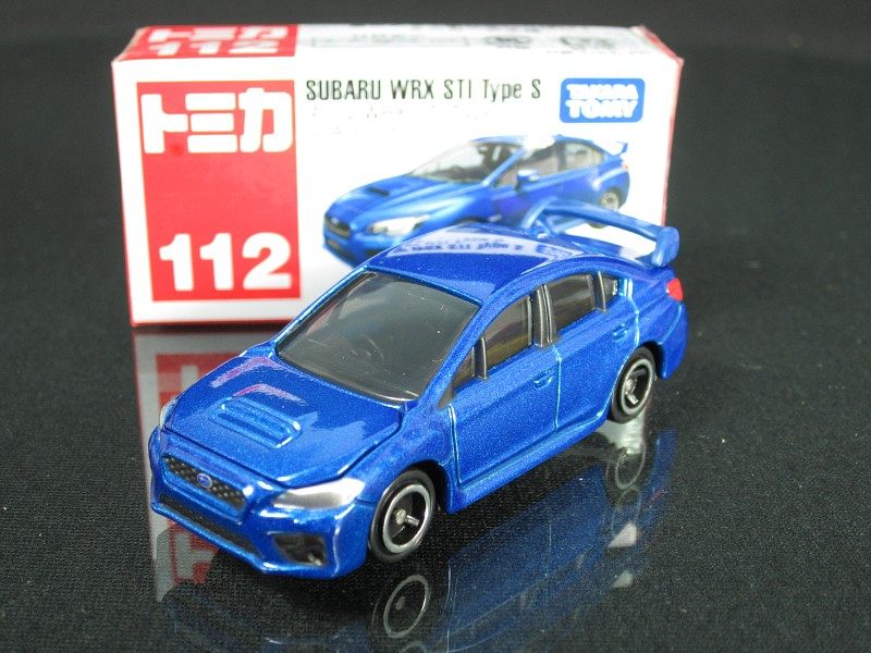 Haqiqiy Tomy Tomica Multimei Card Cars Qizil va Oq rangli 112-sonli Sibaru WRX STI Moviy rangli quti
