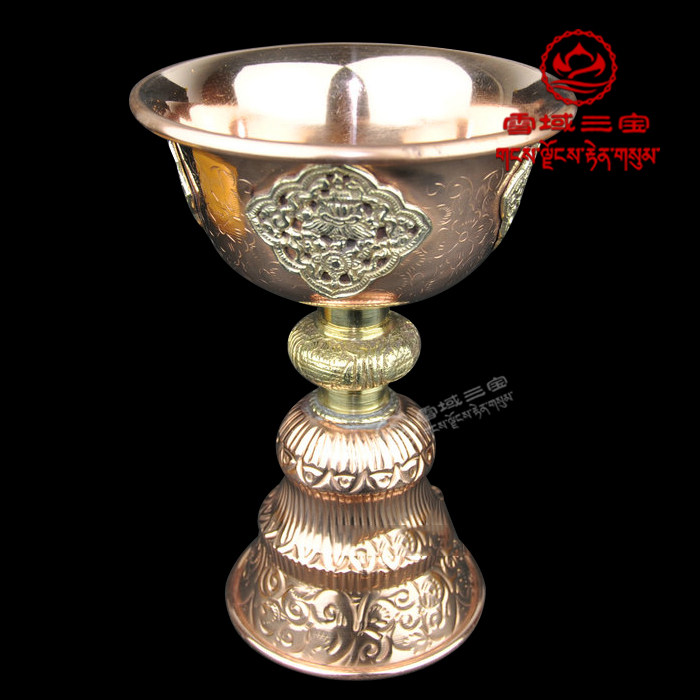 Tibetan Myong supplies Nepal handmade pure copper crisp oil lamp Eight auspicious bronze Buddha lamp holder Buddha Hall for the religious use of the cup