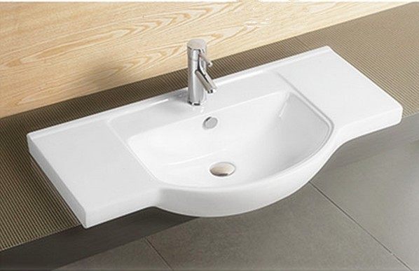 ���մ���̨һ�����ʽϴ����8310