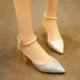 Mùa xuân 2019 mới nông miệng nhọn mũi nhọn cao gót phụ nữ stiletto gót thấp gợi cảm khóa với dép ngọc trai dép quai hậu nữ Sandal