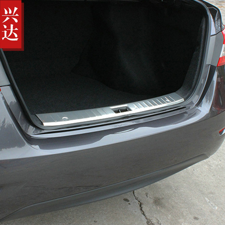 Suitable for 2012-19 Nissan new Sylphy stainless steel trunk inner pedal SYLPHY built-in rear guard